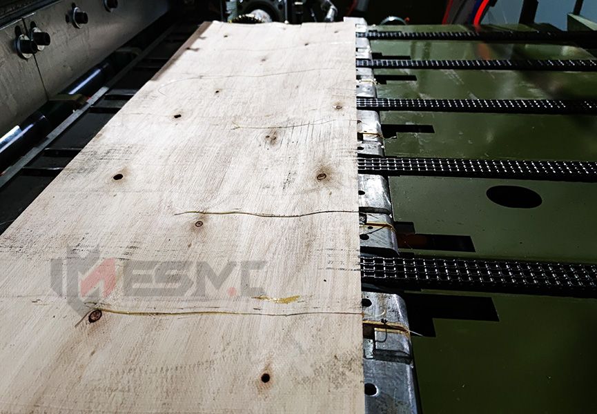 good price 4ft veneer composing machine.jpg